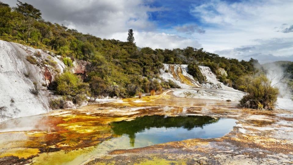 Rotorua to Taupō: A Perfect 2-Day Self-Drive Adventure